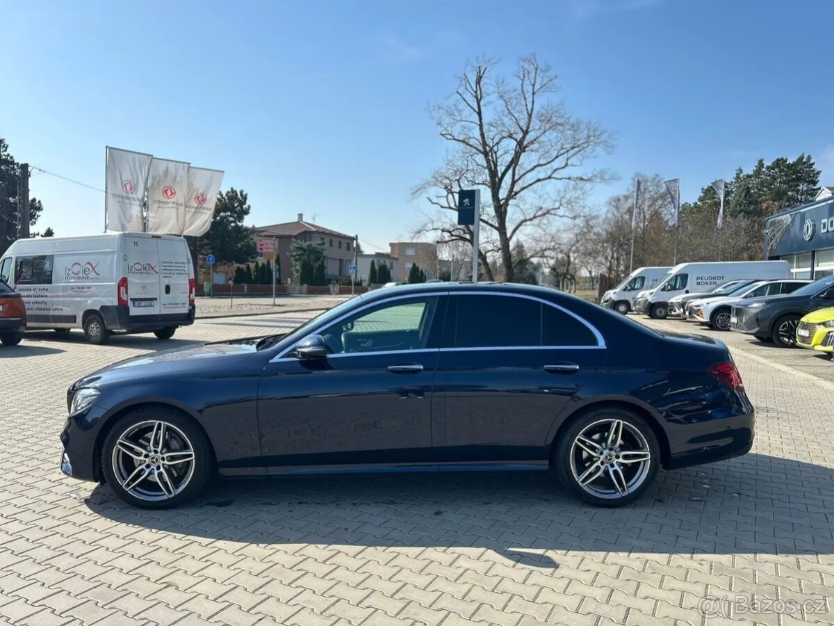Mercedes-Benz Třídy E, 220d AMG 4MATIC, DPH - 5