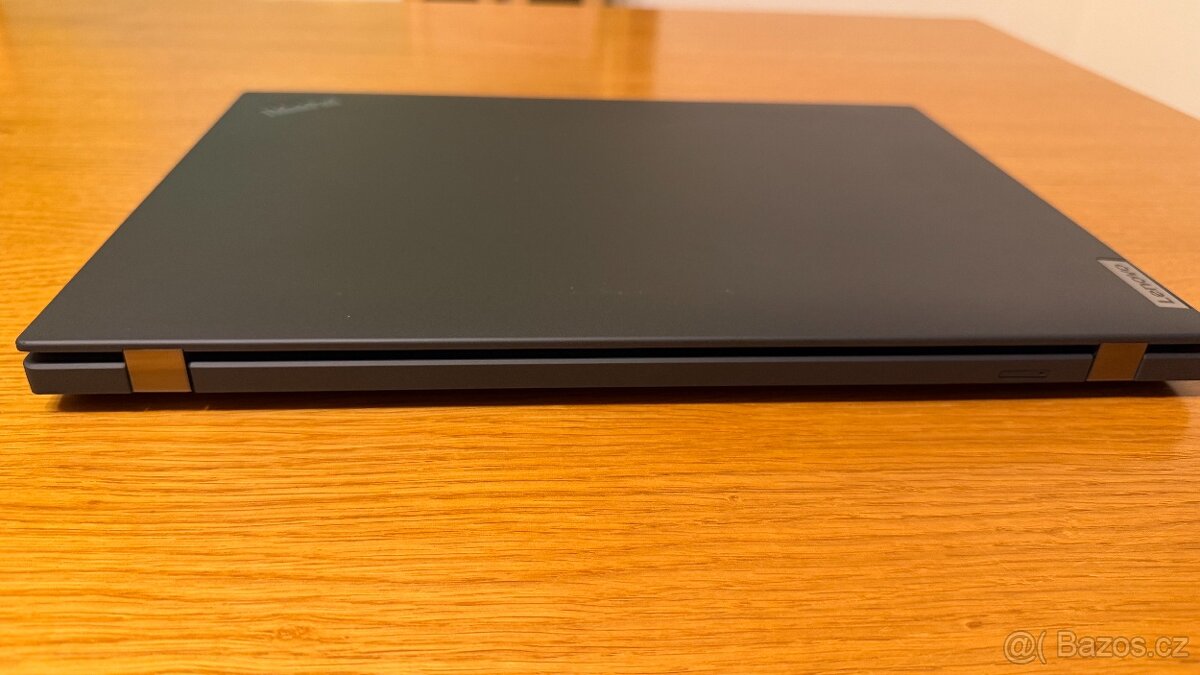 Lenovo Thinkpad T16 G1 i5-1240P 16GB 512GB FHD - 5