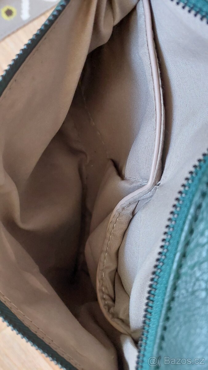 Tmavě zelená kabelka - 5