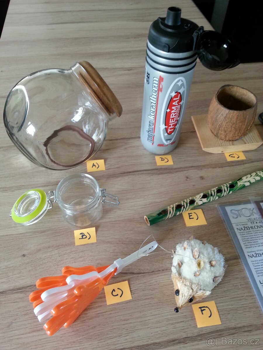 Stojan Hellmans, Dóza,Termoláhev, desky, záplaty,píšťalka - 5