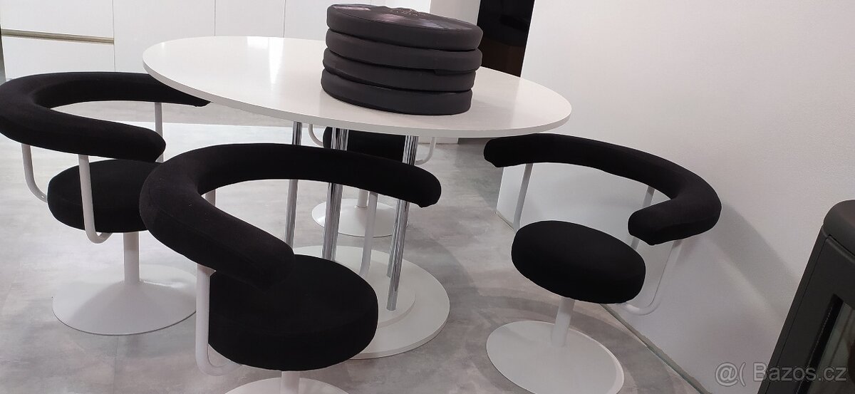 kuchyňský jídelní stůl a 4 židle - retro, i zvlášť - 5