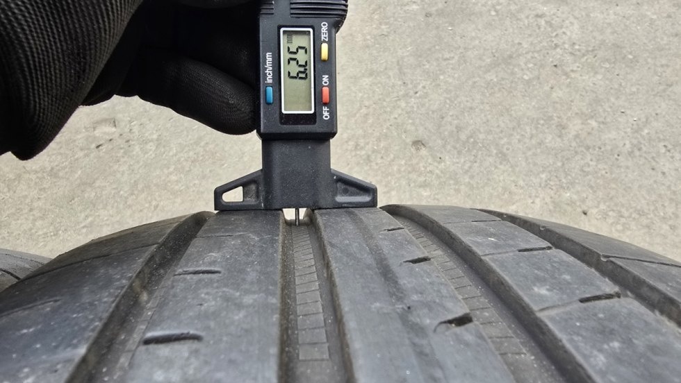 Letní pneu 225/45/18 Good Year Run Flat - 5