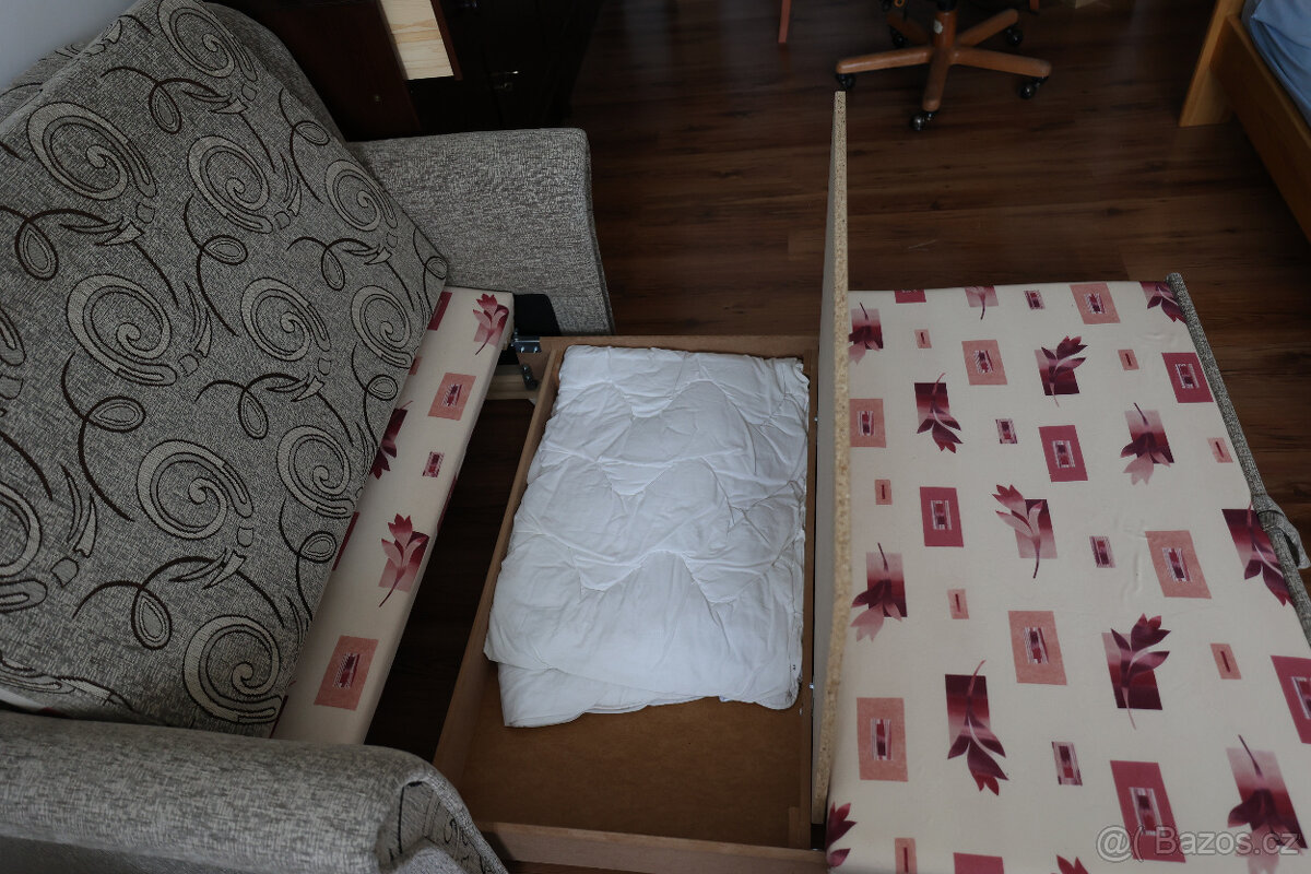 Rozkládací sedačka - 5