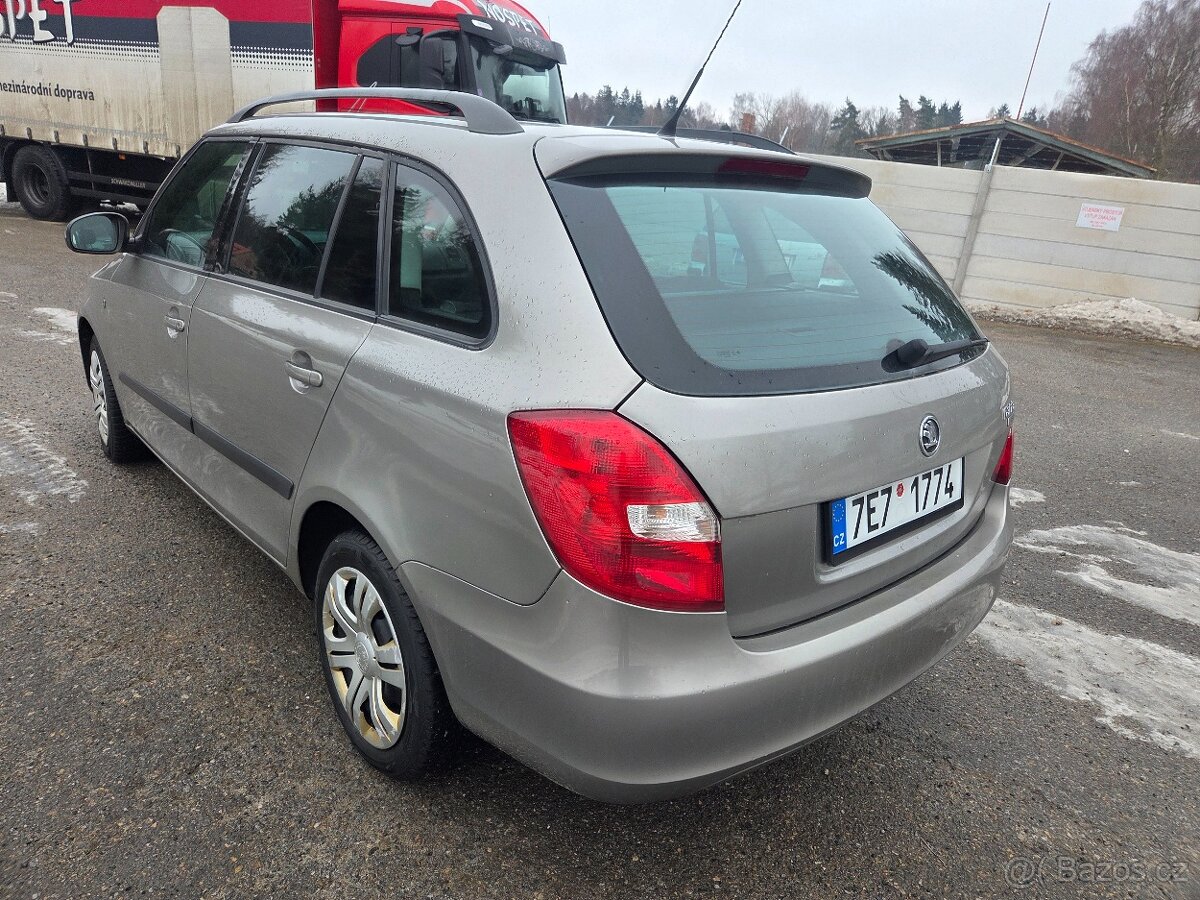Škoda Fabia II 1.2TSi Combi Nová STK - 5