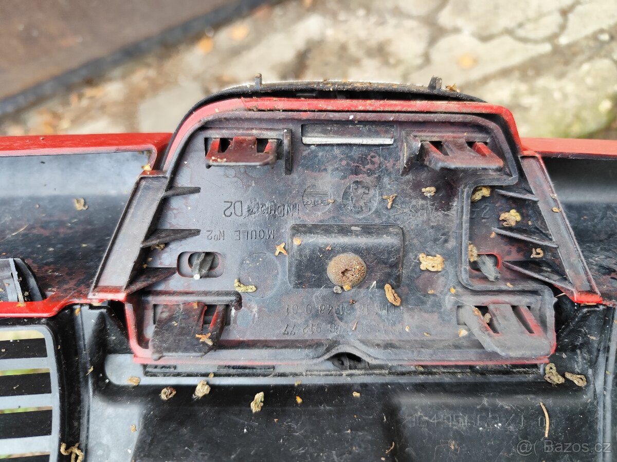 Peugeot 206 maska chladiče - 5