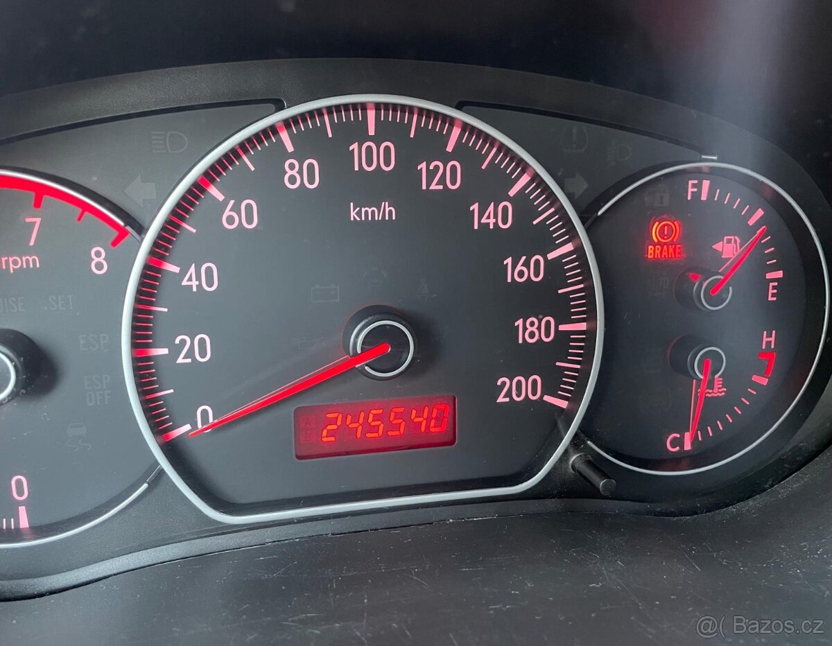 Suzuki SX4, 1.6 benzín - 5