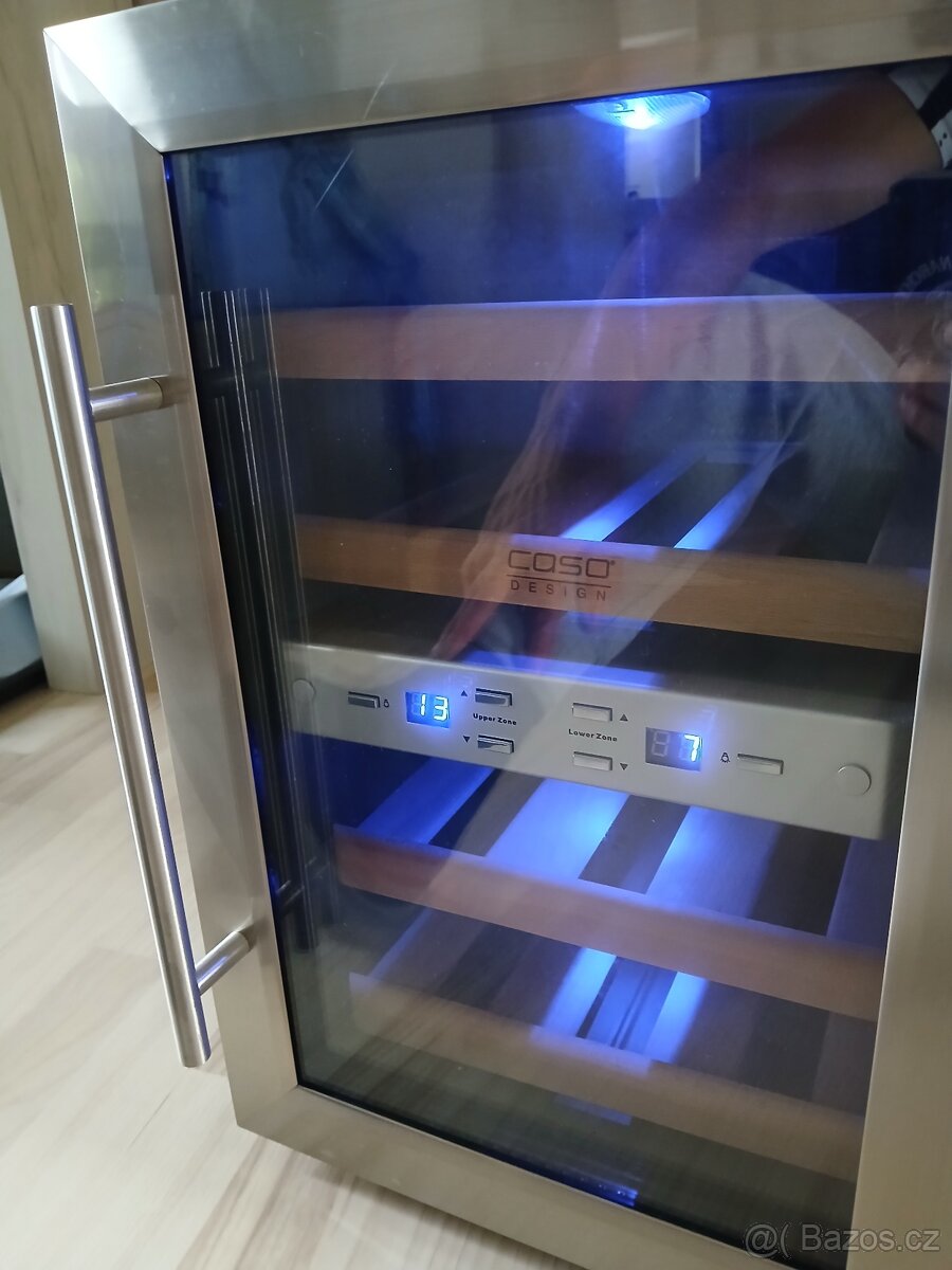 Polovodičová vinotéka 2-zónová na 12 lahví - 5