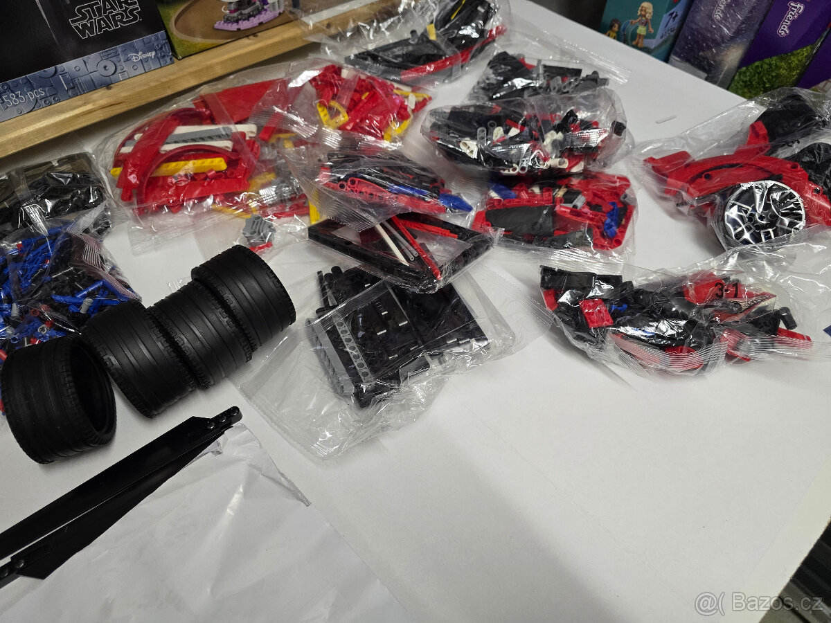 STAVEBNICE 42125 Ferrari 488 GTE (náhrada) - 5