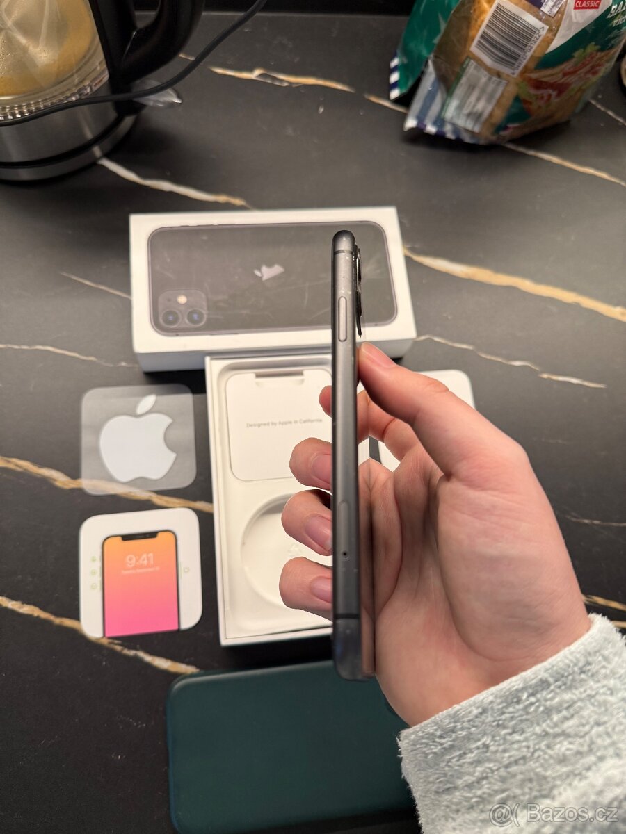 iPhone 11 64gb - Nejnovější iOS - 5