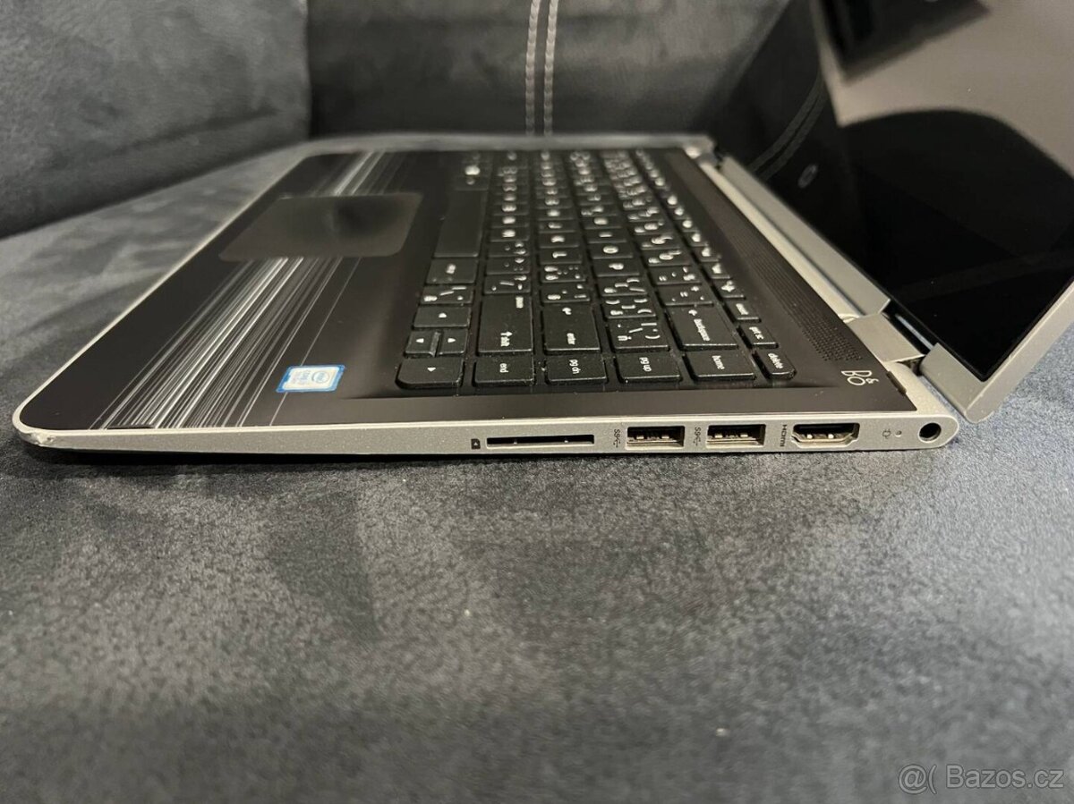 HP Pavilion x360 Convertible i7/8GB/256GB - 5