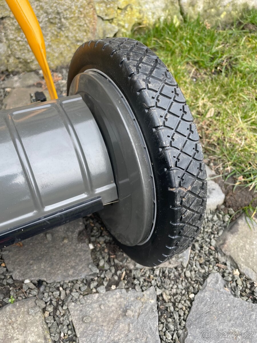 Vřetenová sekačka Stiga - 5