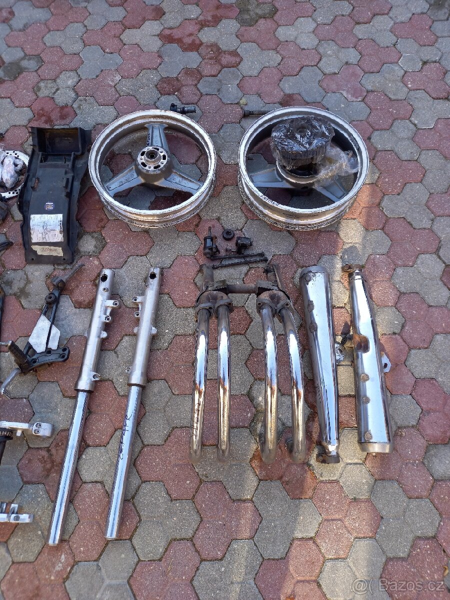 Kawasaki Zephyr - Díly - 5