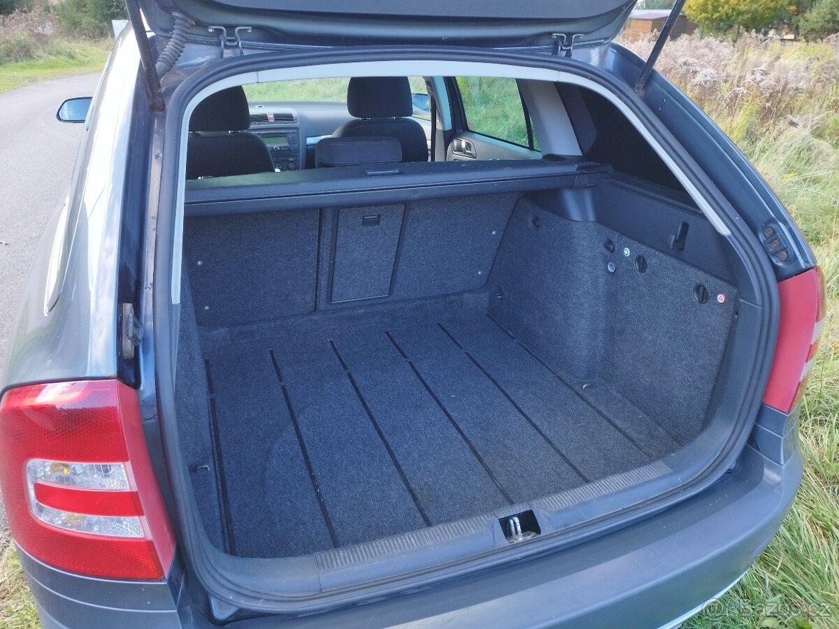 Škoda Octavia Scout 4x4 - 5