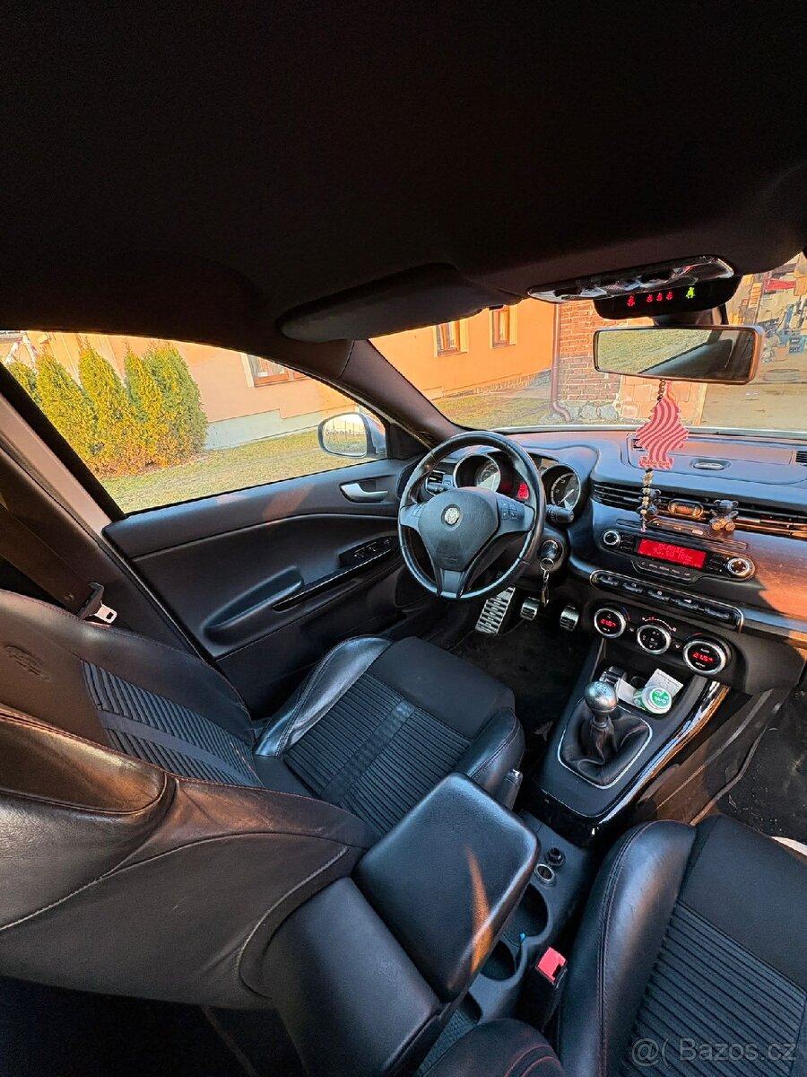 Alfa Romeo Giulietta 2.0jtdm - 5
