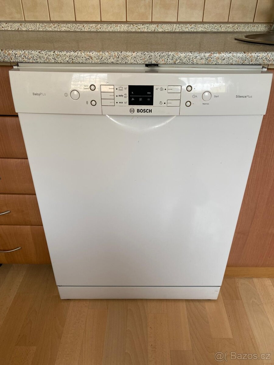 Kuchyňská linka rohová - 5