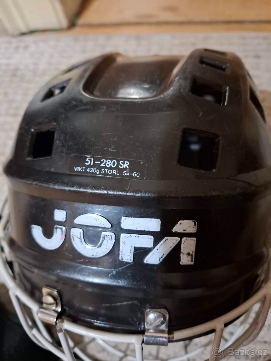 Hokejová výstroj - 5