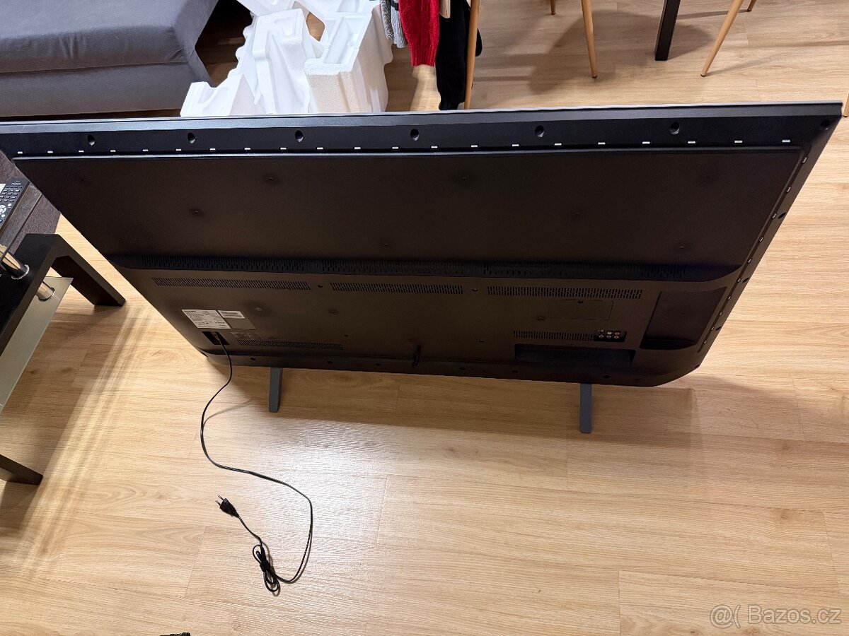 Philips 55PUS6272|12, vadné pixely v rozích - 5