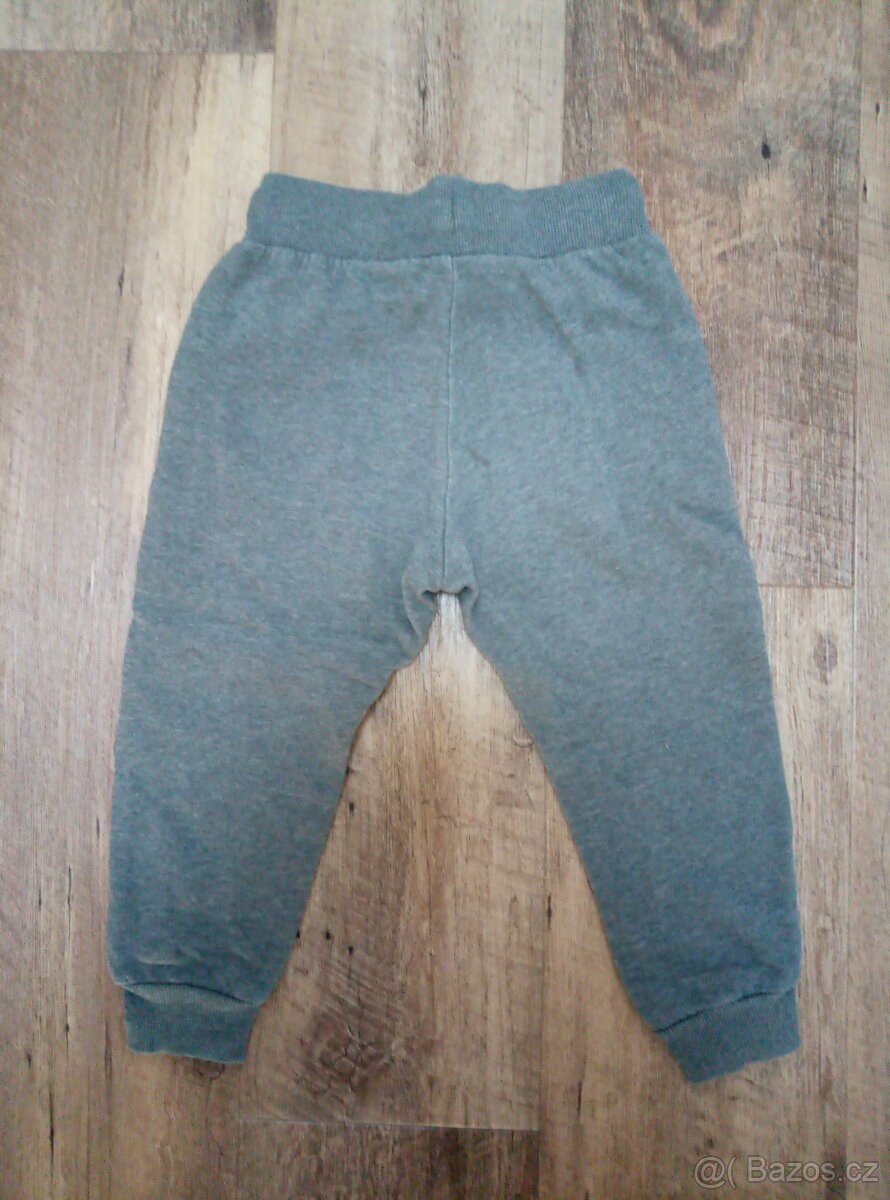 Chlapecké tepláky zn. Lindex vel. 92 - 5