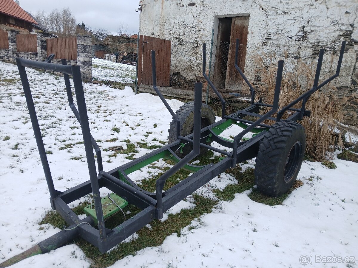 Vyvažečka za traktor (vlek na dřevo) - 5