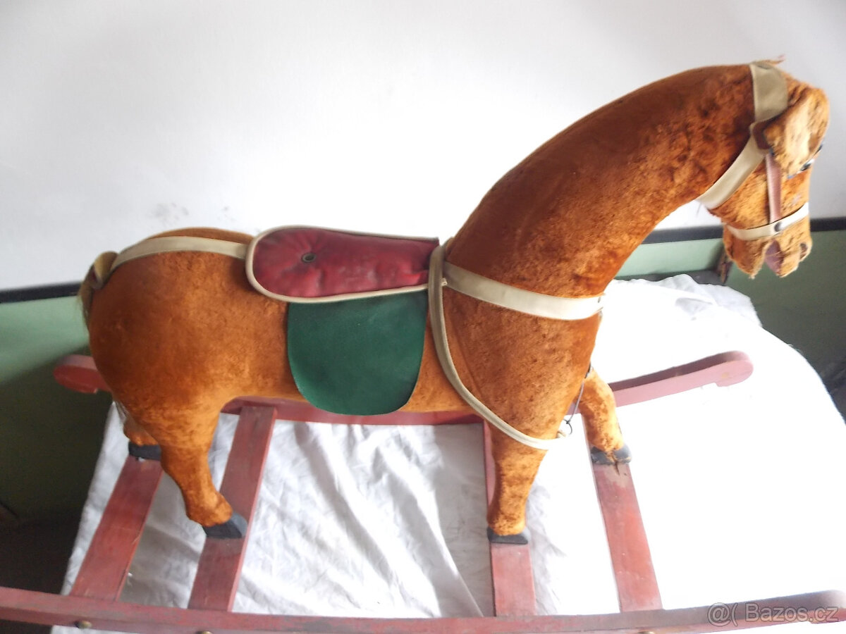 houpací koník - 5