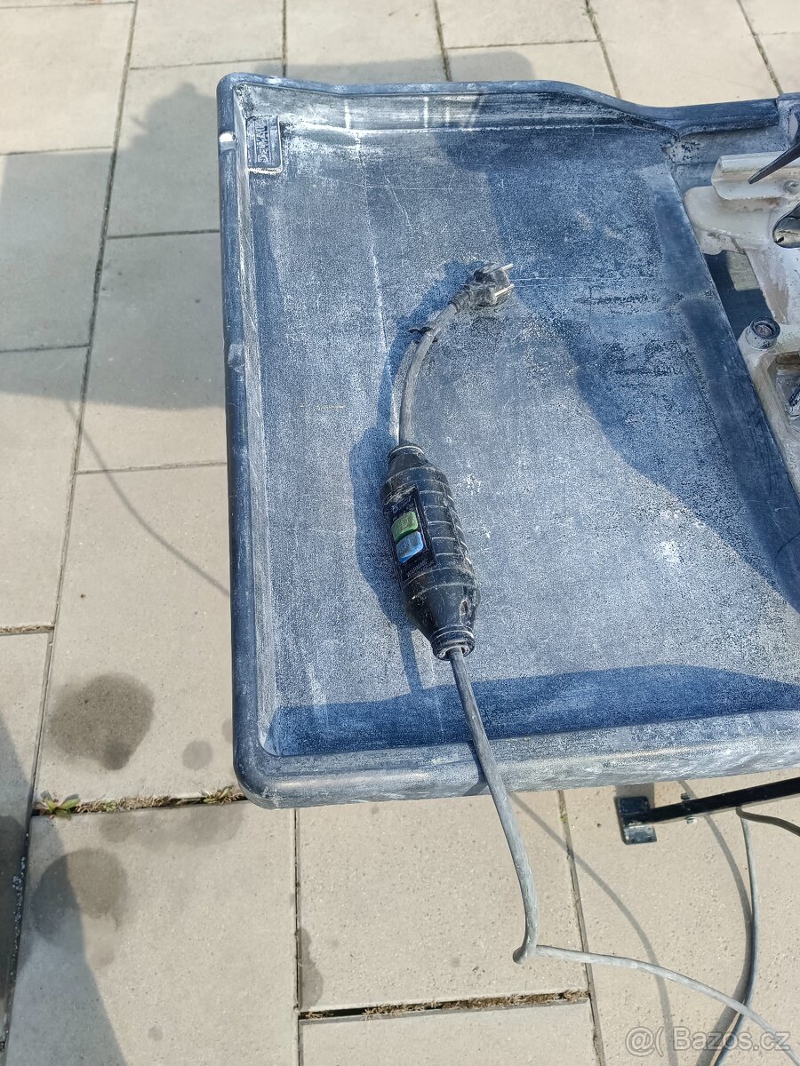 Vodní pila DeWALT - 5