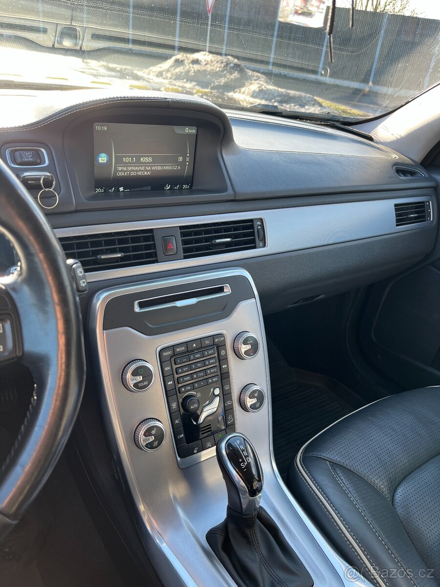 VOLVO XC70 D4 AWD 4x4 - 5