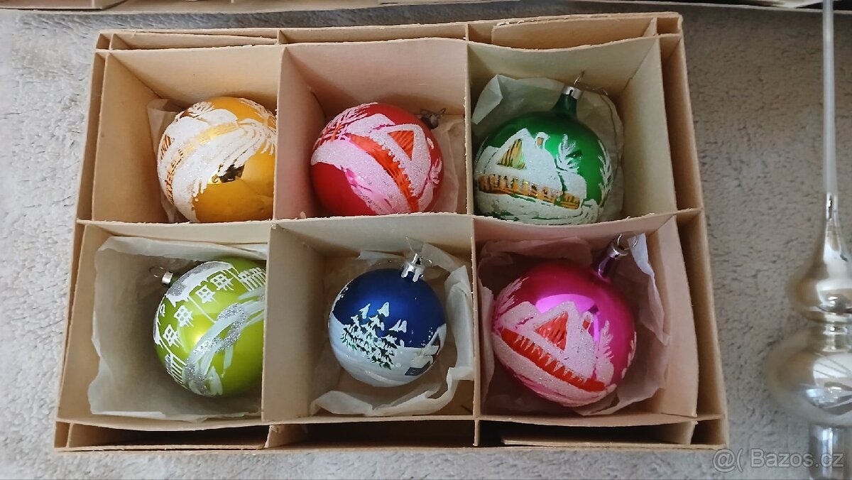 Starší Vánoční ozdoby - skleněné, kuličkové nebo jiné - 5