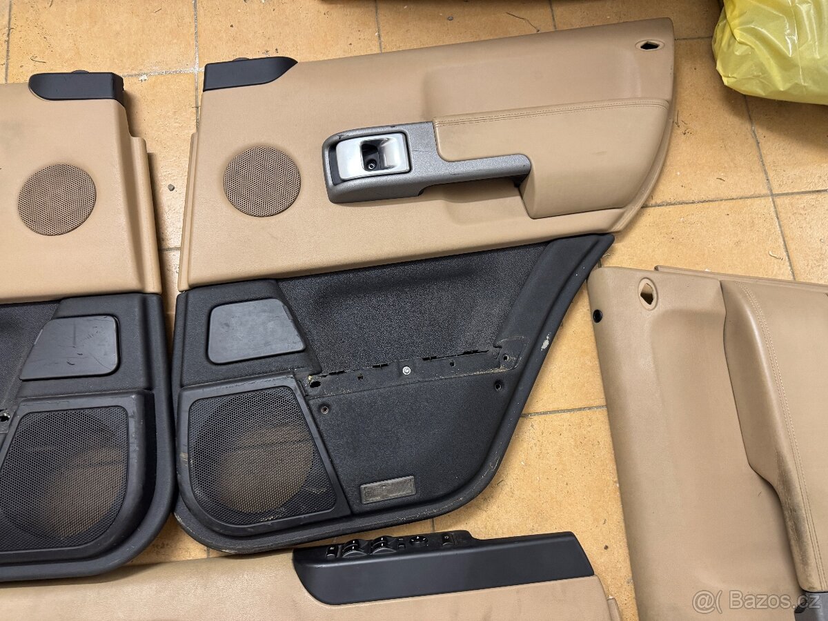 Range Rover L322 čalounění dveří