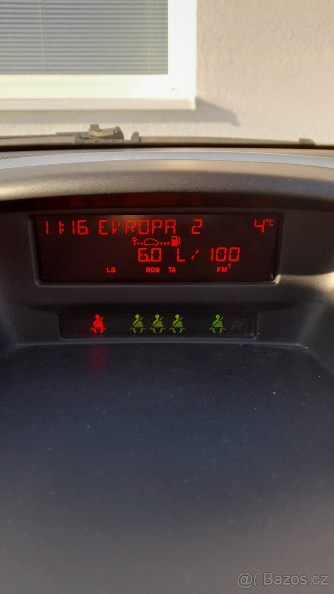 Peugeot 207 1.4 65 KW, rozvody, STK - 5