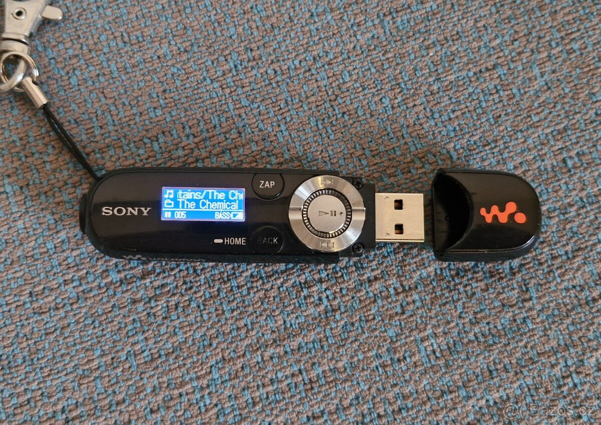 Sony WALKMAN NWZ-B143FB černý - 5