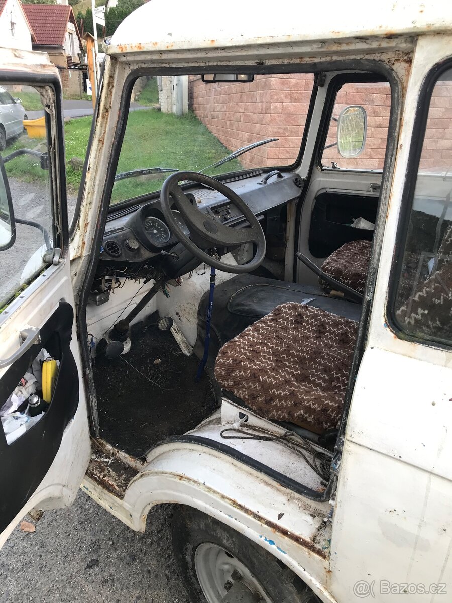 Barkas B1000 valník - 5