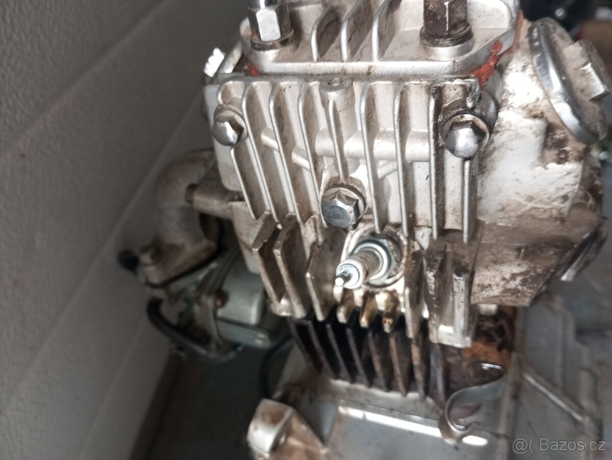 JAWA BETKA MOTOR - 5