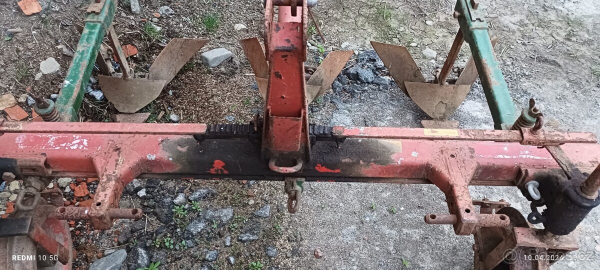 Hrobkovač,řádkovač,proorávání - 5