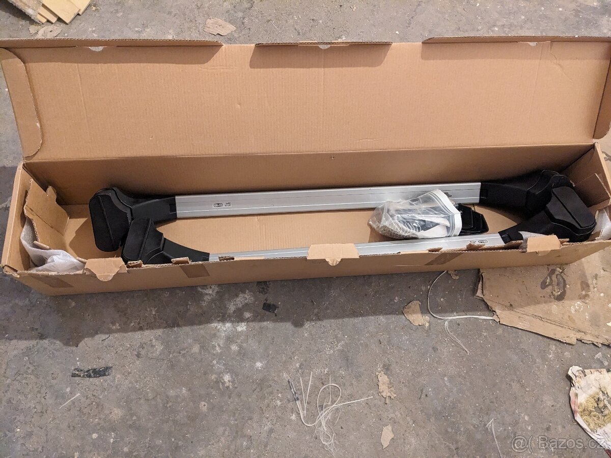 střešní nosiče Mopar na Fiat Tipo hatchback - 5