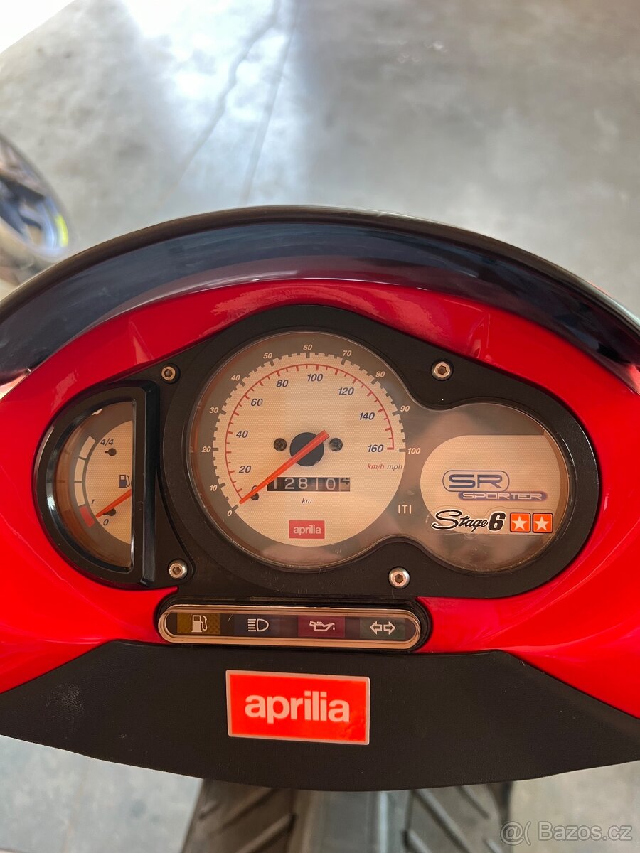 Aprilia SR125 - 5