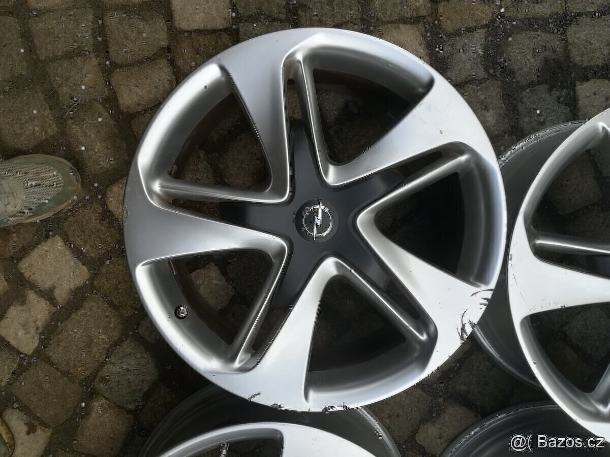 al.disky 5x105 R19 OPEL ASTRA - 5