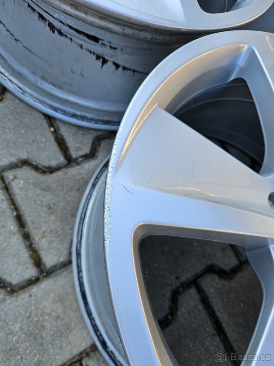 Disky Originální Seat 5x112 / 17" - 5