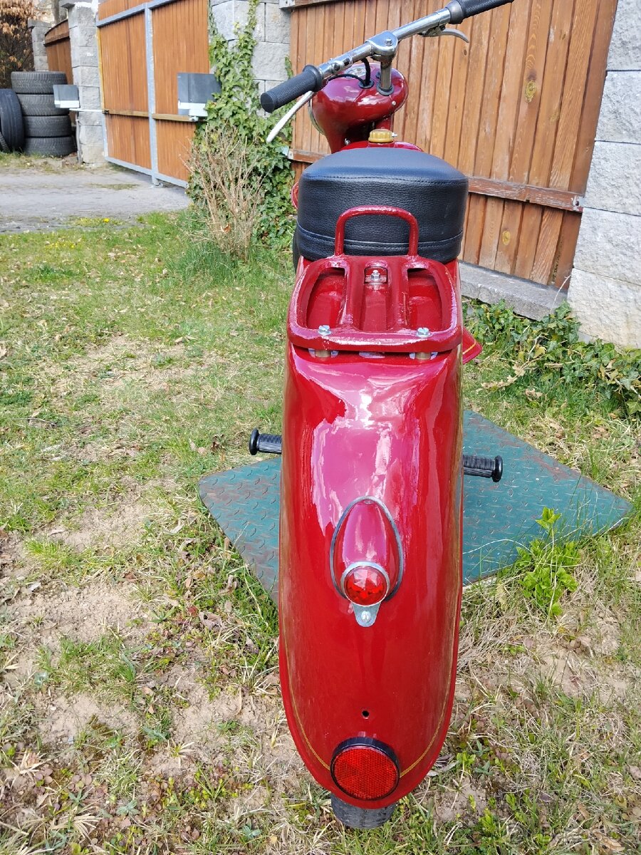 Jawa 555 - 5