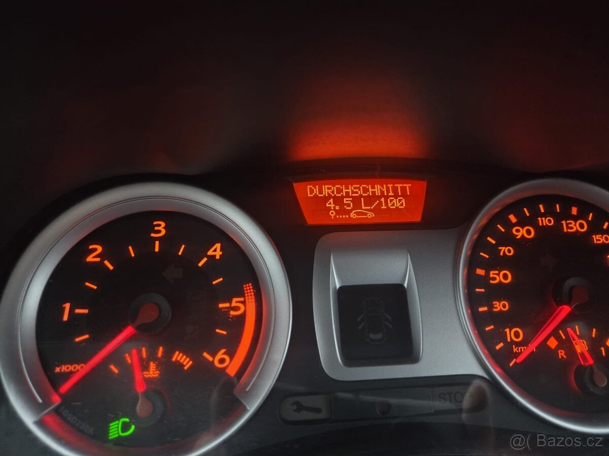 Renault Clio 1,5 TDCI - 5