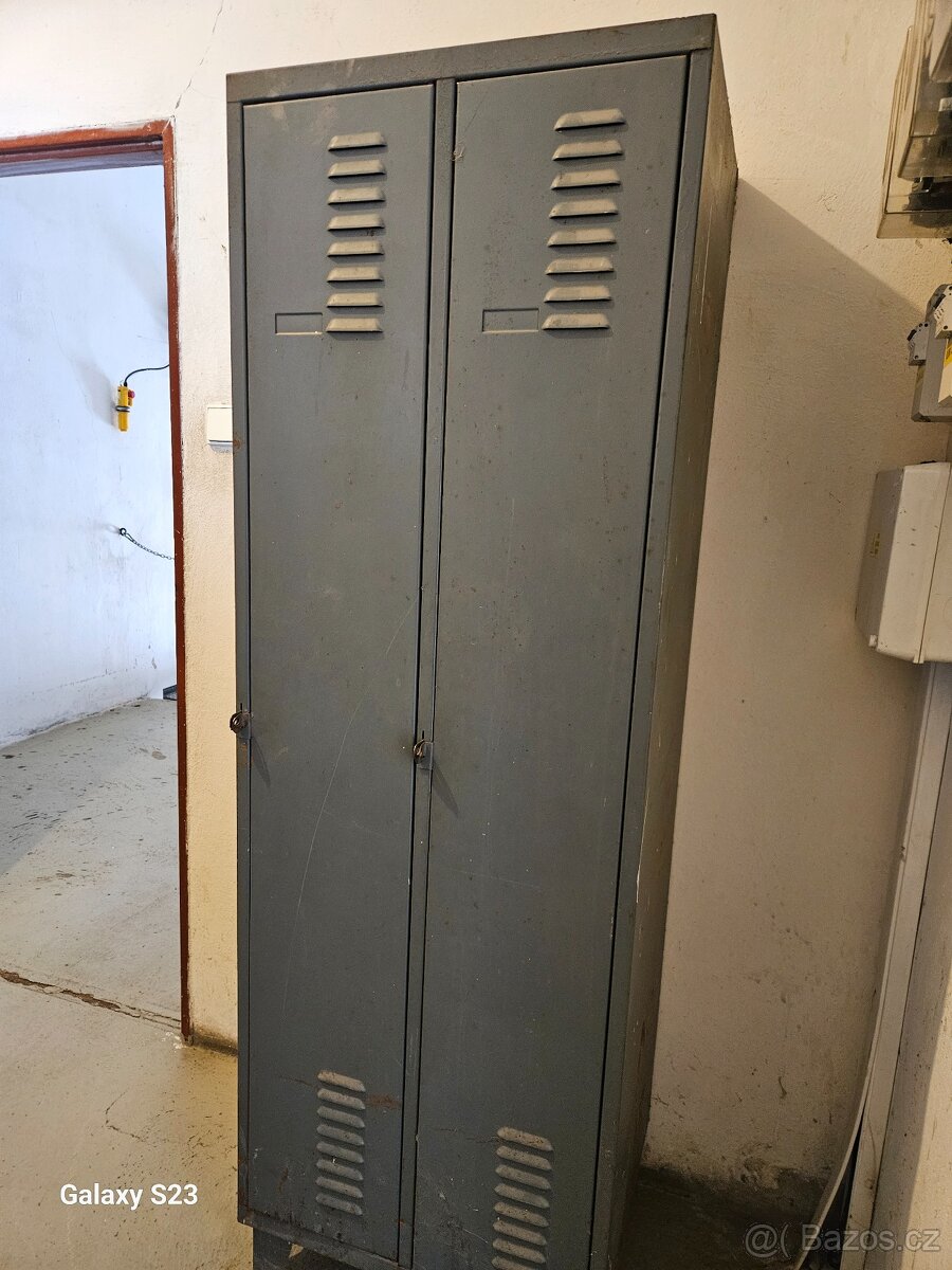 Šatní skříňky - 5