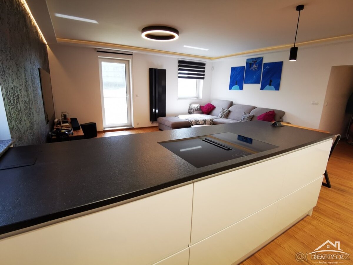 Prodej luxusního bytu 3+kk Polná - 5