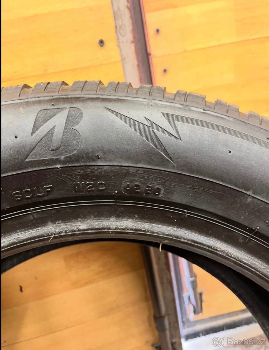 Zimní pneu 215/65/17 - 5