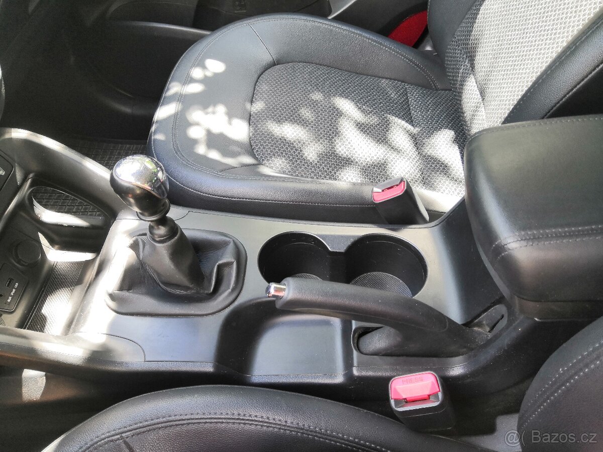 Hyundai ix35 4x4 nafta - 5