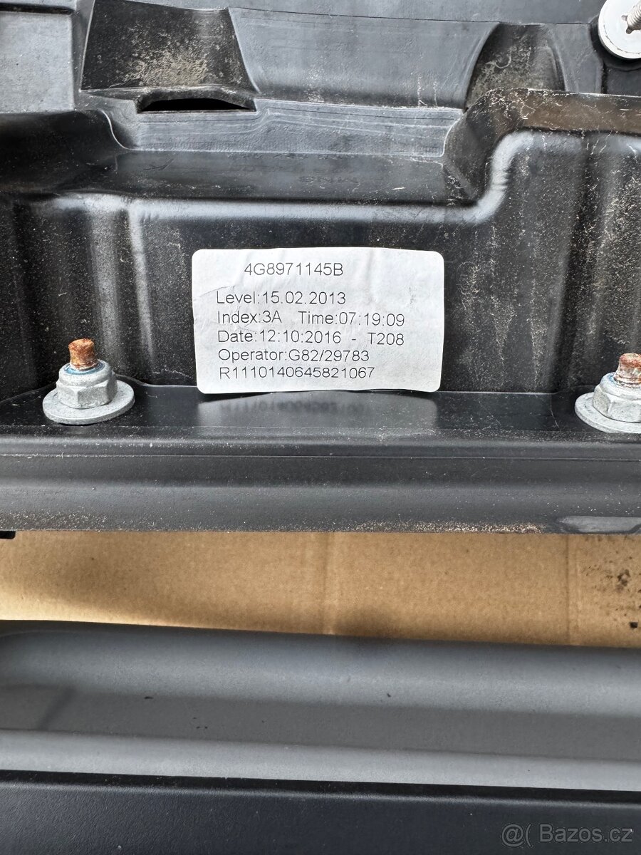 Audi A7 C7 – aktivní zadní spoiler + lišta kufru + kamera (O - 5