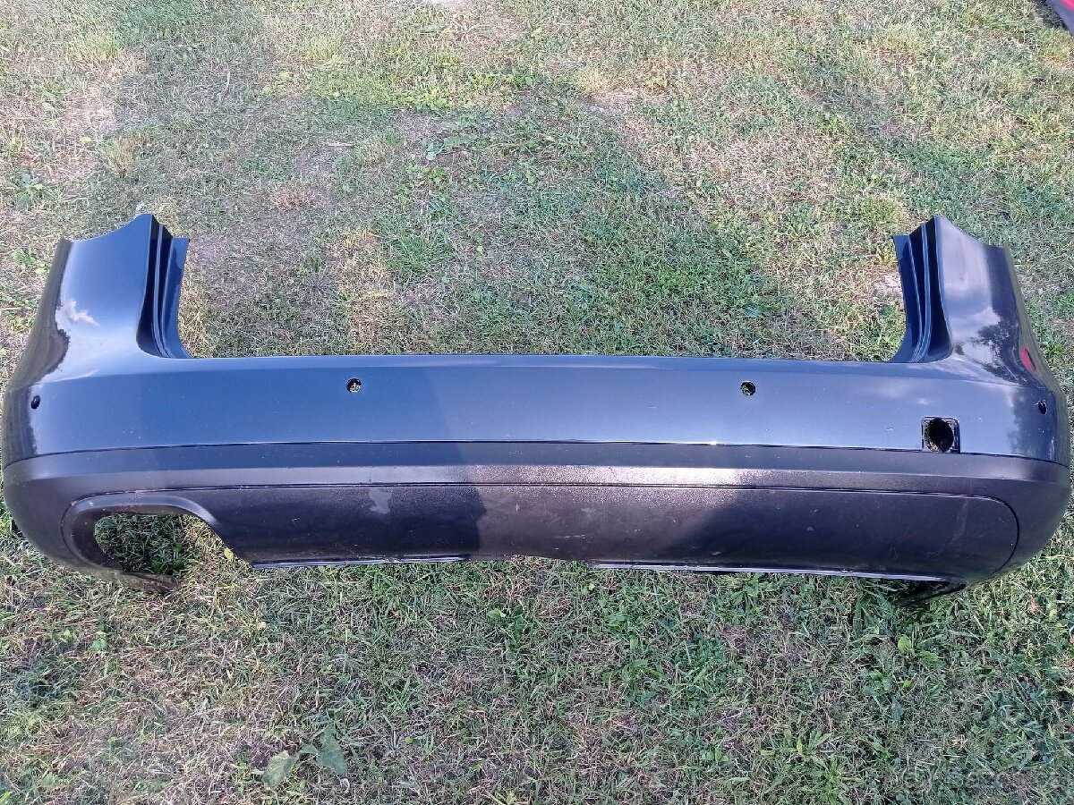 Zadní nárazníky VW Passat a SAG. - 5