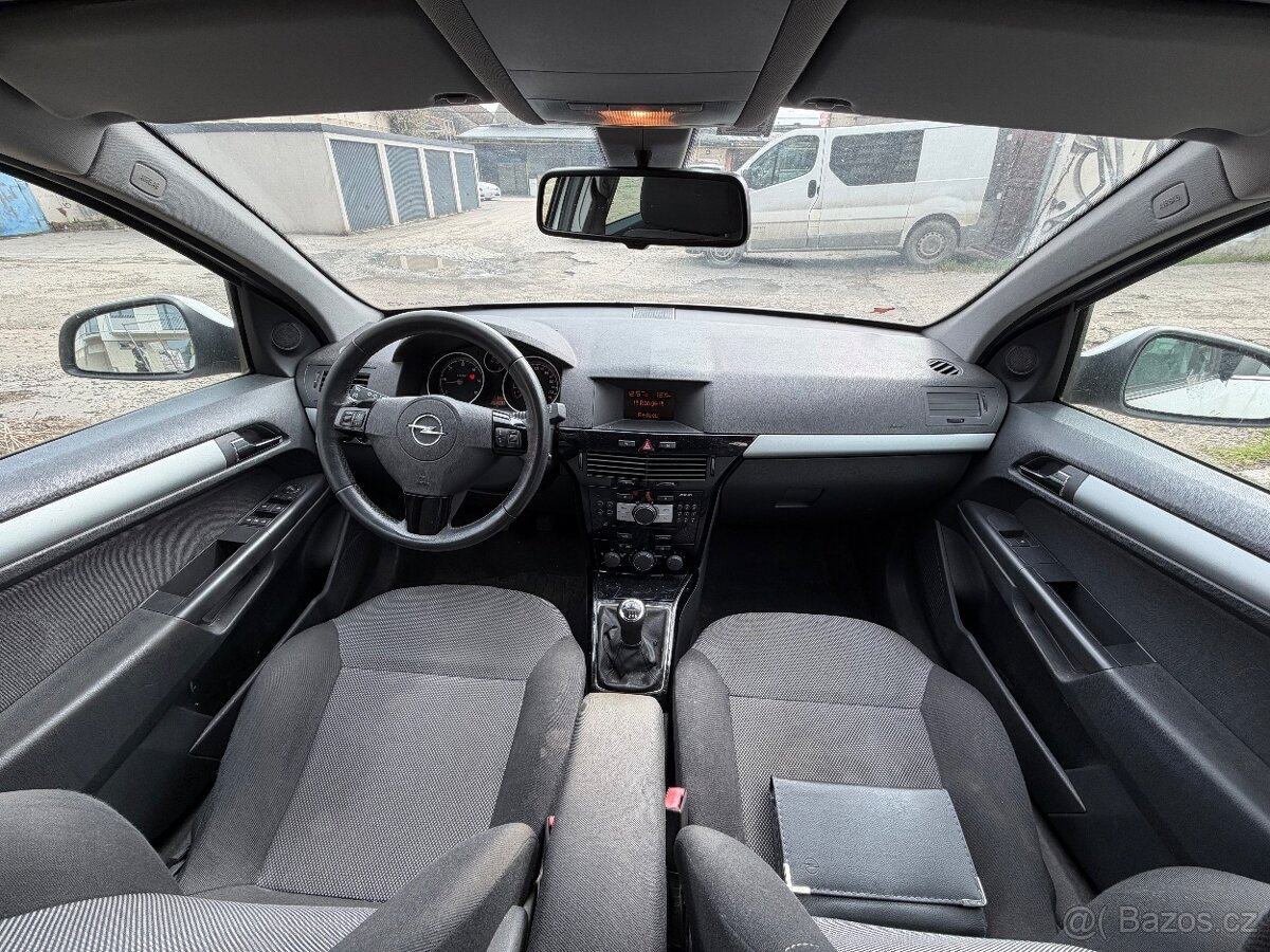 Opel Astra 1.7 CDTi kombi - 5
