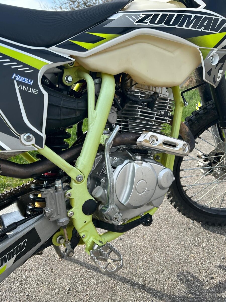 ZUUMAV 250