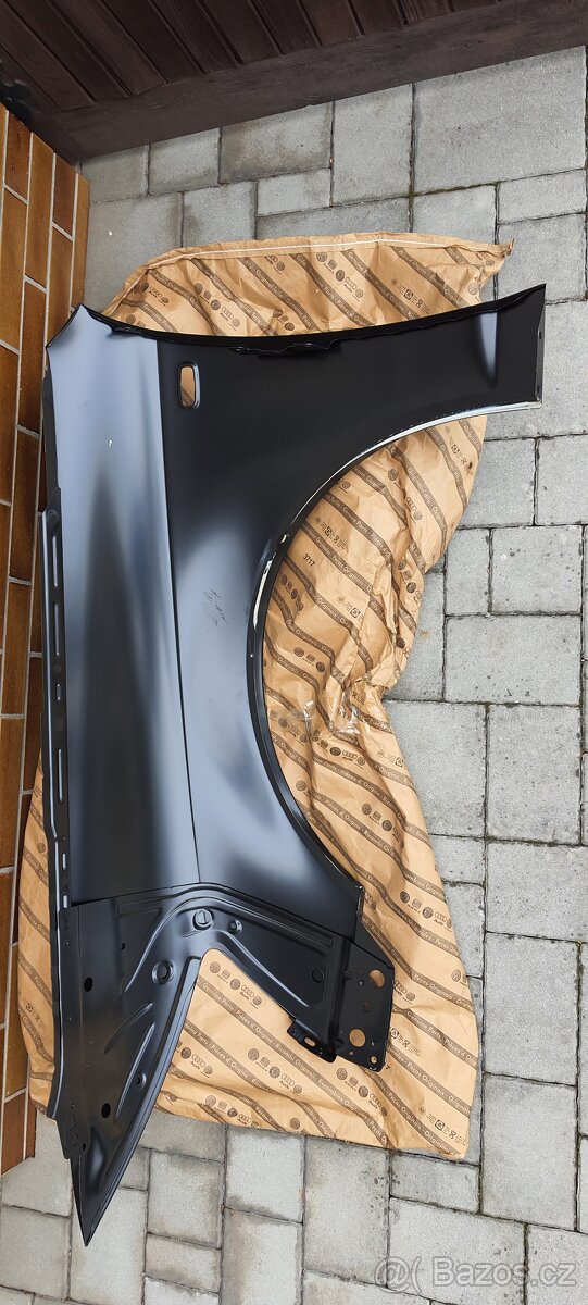 Nový přední pravý blatník Audi A6 (4F,C6) - 5