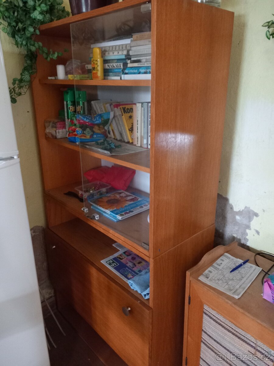 Prodám sektorový nábytek světlý. - 5