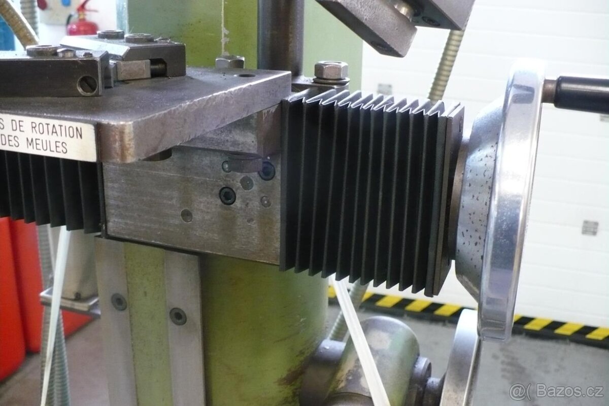 Bruska na středicí důlky Henninger ZS100 - 5